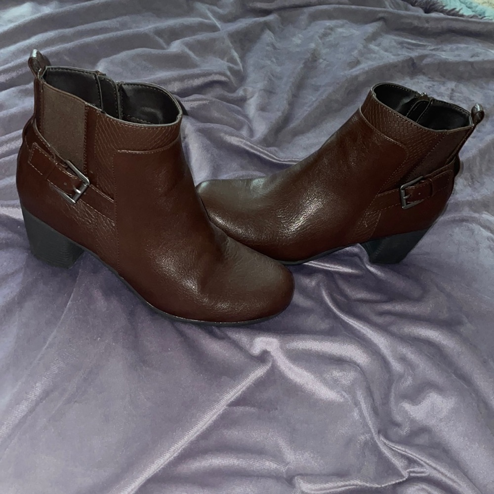 GilaBrown Craft and Barrow ankle boots